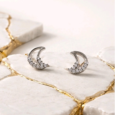 Ezüst félhold fülbevaló (02107-365)