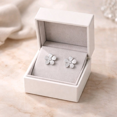 Ezüst virág fülbevaló (02107-369)