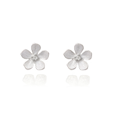 Ezüst virág fülbevaló (02107-369)