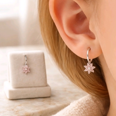 Ezüst virág gyerek fülbevaló (02203-61)