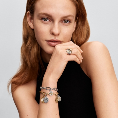 Pandora Me Szárnyas Ló megfordítható gyűrű 52-es méret (164812C01-52) Pandora Me Szárnyas Ló megfordítható gyűrű 52-es méret (164812C01-52)