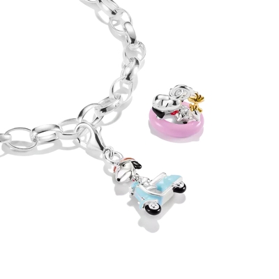 Thomas Sabo Charm Club Peanuts™ Snoopy és Woodstock úszógumiban charm (2244-427-7)