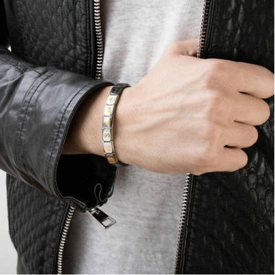 Nomination "Focilabda" charm (330202-13)