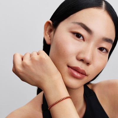 Pandora Fonott karkötő piros textil zsinórral 19 cm (563816C01-19)