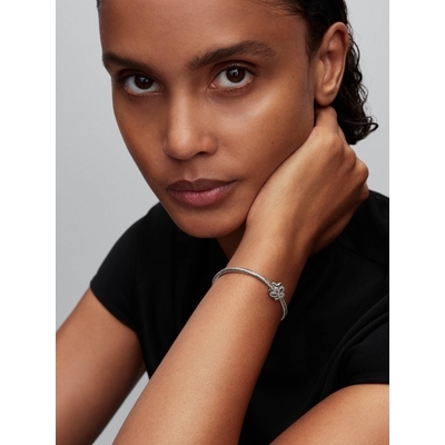 Pandora Pavé virágos áttört charm (764480C01)