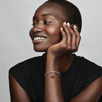 Pandora Cseresznye charm (791583C01)