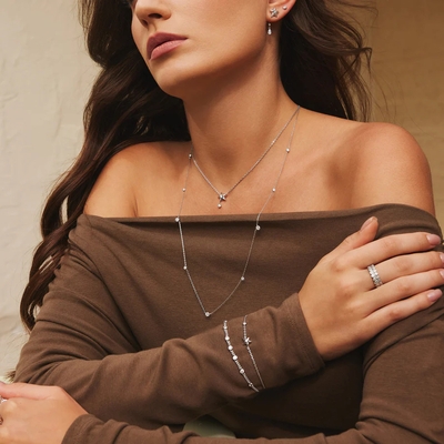 Ania Haie ezüst csillag karkötő 18,5 cm (B066-04H)