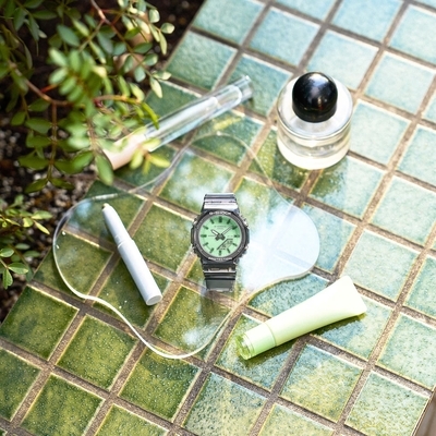 Casio G-Shock női óra (GMA-P2100SR-1AER) Casio G-Shock női óra (GMA-P2100SR-1AER)
