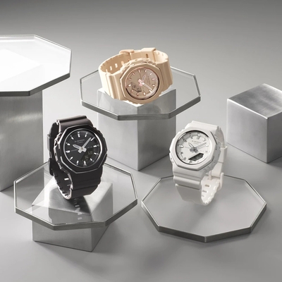 Casio G-Shock unisex óra (GMA-P2110-1AER)