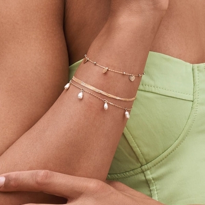 Jackie Gold Szívek arany karlánc (JKB24.471)