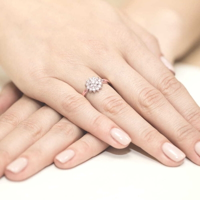 Rosé arany drágaköves gyűrű (W004-585-B0.40-RBD)