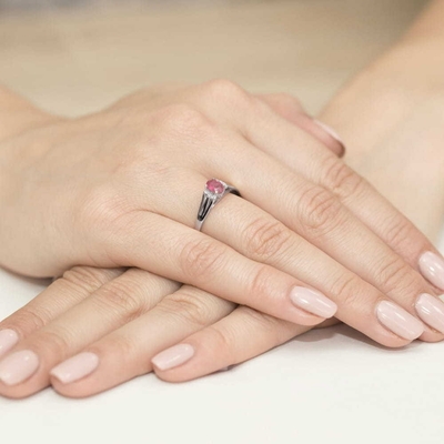 Fehér arany drágaköves gyűrű (W005-585-R0.60-WBD)