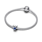 Pandora Disney Stitch egy kék szívet harap charm (794731C01)